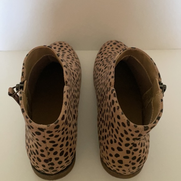 CAT & JACK leopard print bootie EUC worn 1x size 5 - Picture 7 of 9